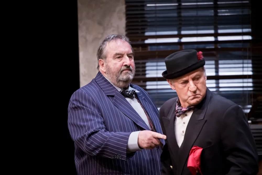 Słoneczni chłopcy spektakl – zaskakująca fabuła i emocjonujące występy