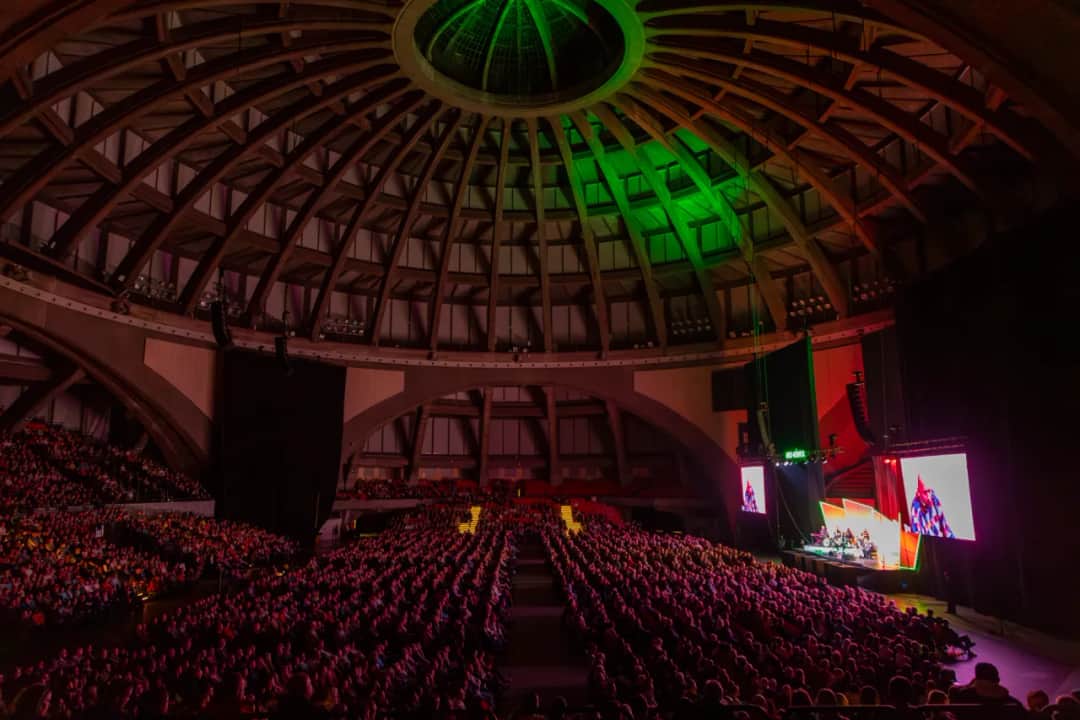 Kabaret Neo-Nówka w Krakowie: Nowy program Pokolenie DNA na żywo