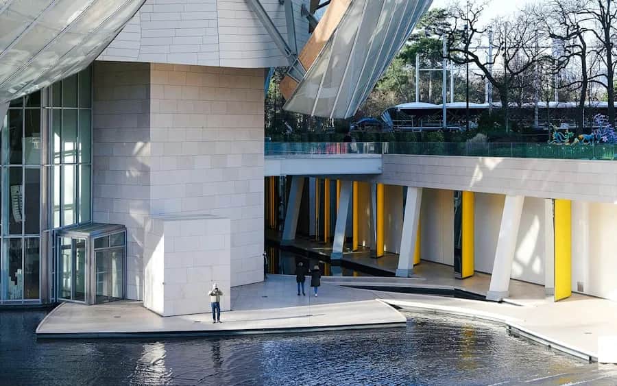 Muzeum sztuki współczesnej Paryż: Odkryj jego unikalne atrakcje