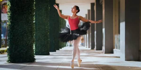 Jak zrobić obrót w tańcu: 5 kluczowych wskazówek, które musisz znać