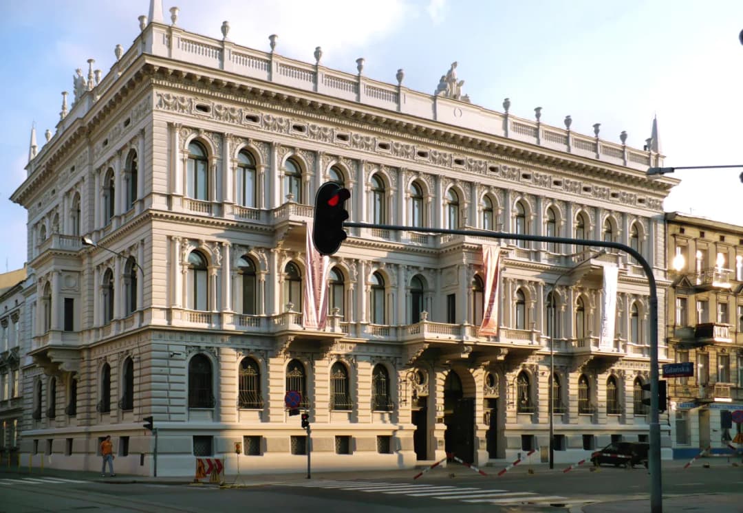 Muzeum sztuki w Łodzi MS2 - odkryj jego fascynującą historię i wystawy